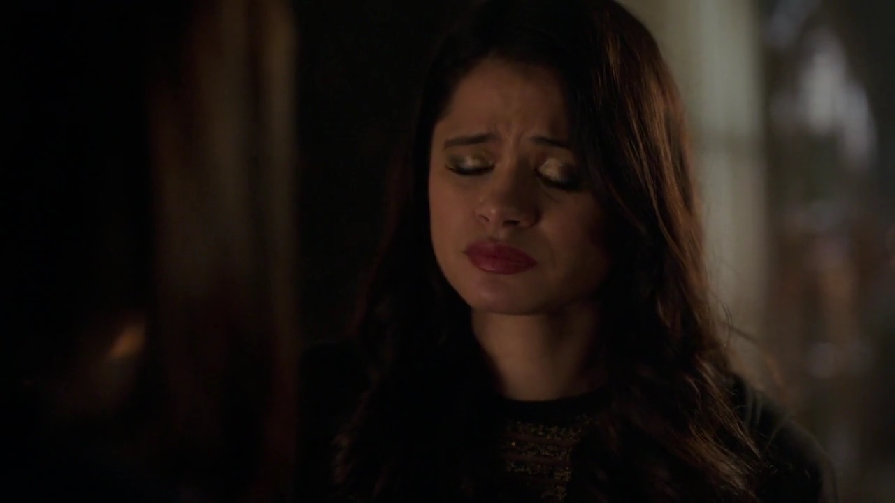 Charmed-Online-dot-nl_Charmed-1x20Ambush02284.jpg