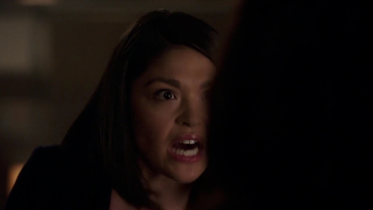 Charmed-Online-dot-nl_Charmed-1x20Ambush02290.jpg