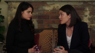 Charmed-Online-dot-nl_Charmed-1x20Ambush01070.jpg