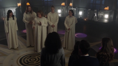 Charmed-Online-dot-nl_Charmed-1x20Ambush01310.jpg