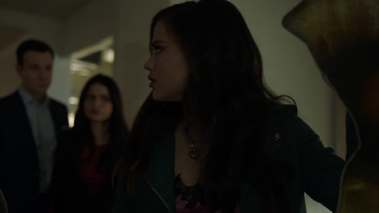 Charmed-Online-dot-nl_Charmed-1x21RedRain00482.jpg