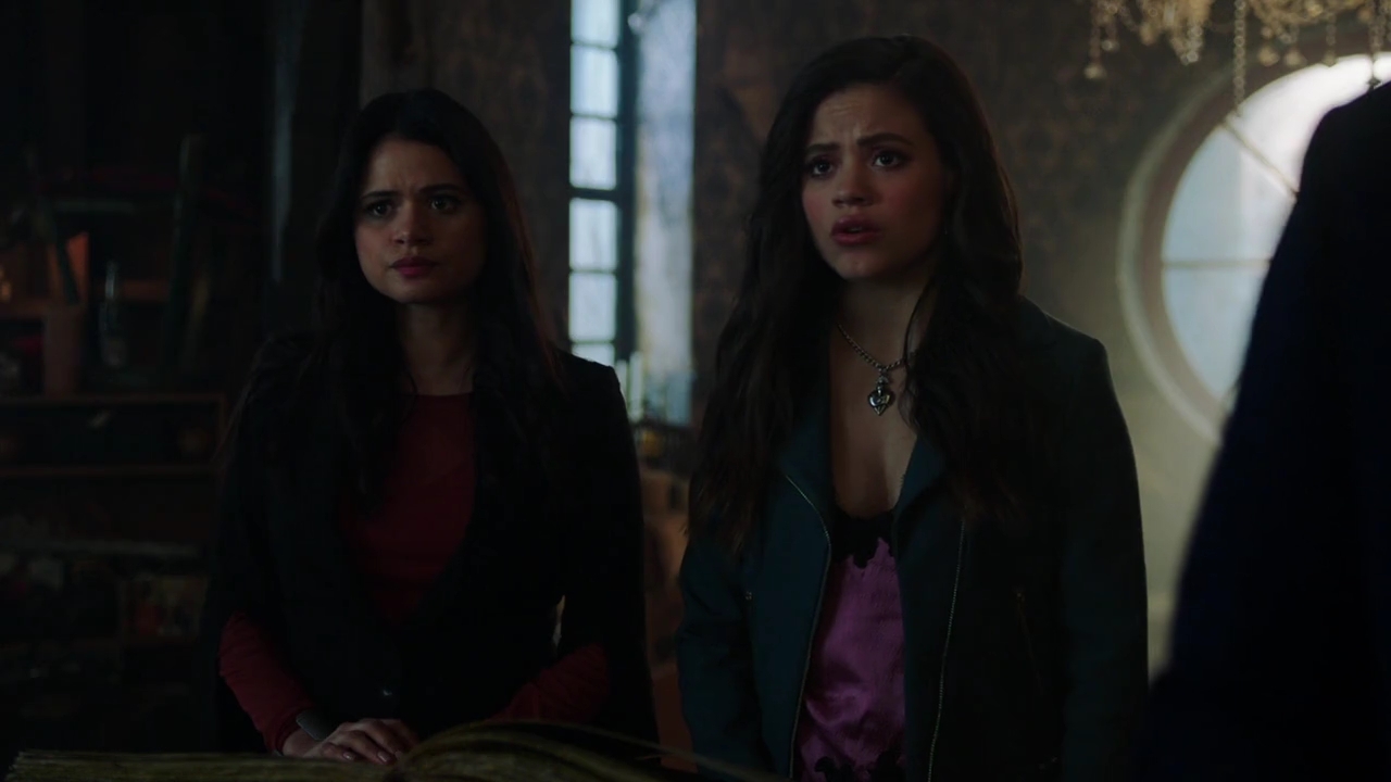 Charmed-Online-dot-nl_Charmed-1x21RedRain00624.jpg