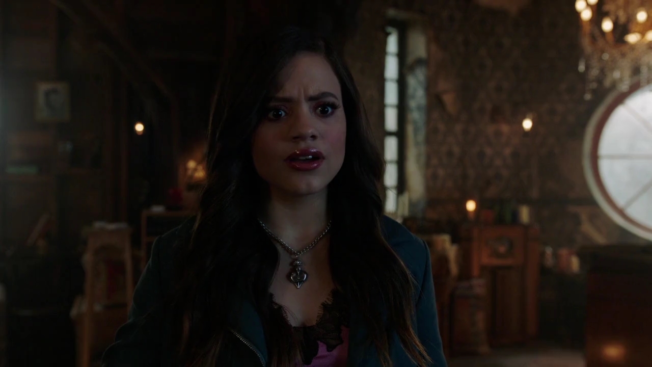 Charmed-Online-dot-nl_Charmed-1x21RedRain00782.jpg