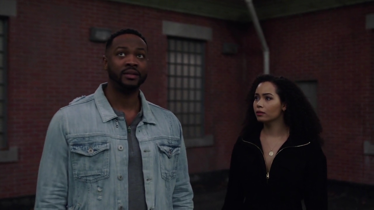 Charmed-Online-dot-nl_Charmed-1x21RedRain00919.jpg