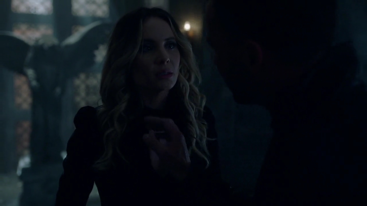Charmed-Online-dot-nl_Charmed-1x21RedRain01185.jpg