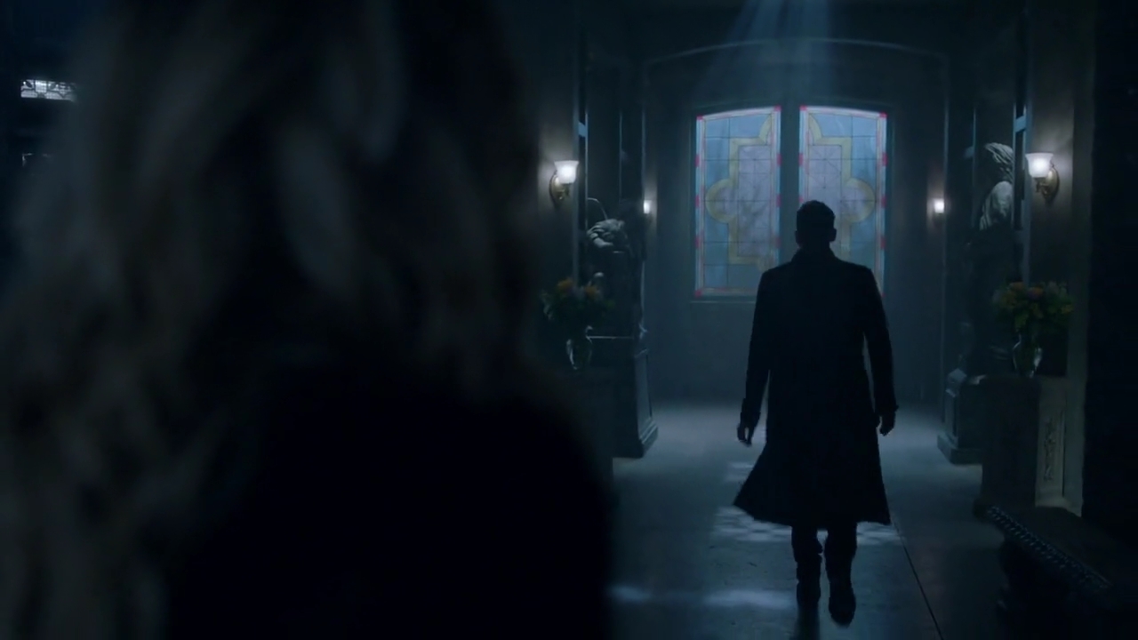 Charmed-Online-dot-nl_Charmed-1x21RedRain01188.jpg