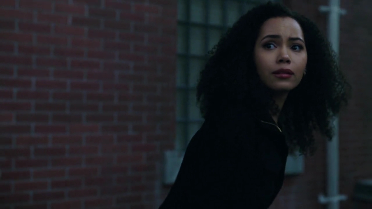 Charmed-Online-dot-nl_Charmed-1x21RedRain01236.jpg