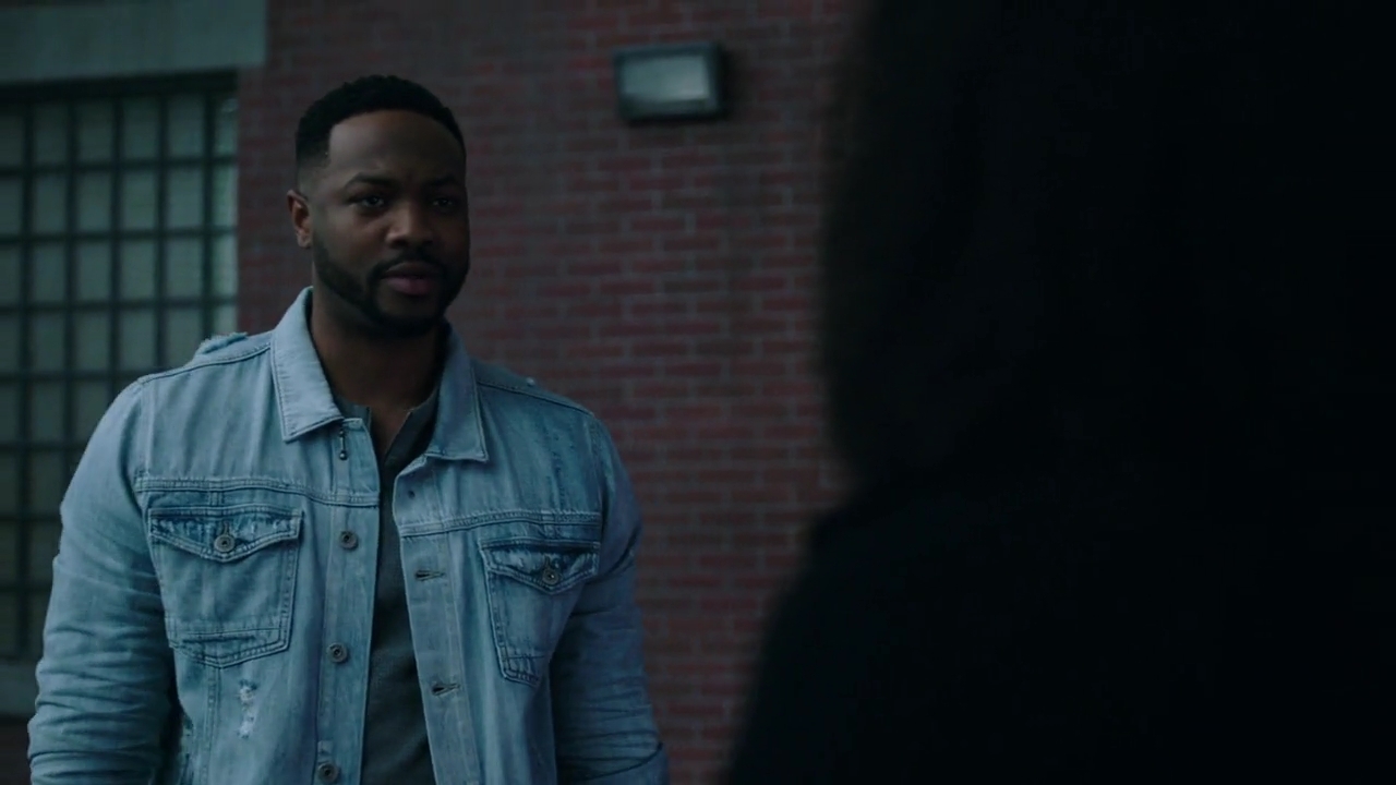 Charmed-Online-dot-nl_Charmed-1x21RedRain01260.jpg