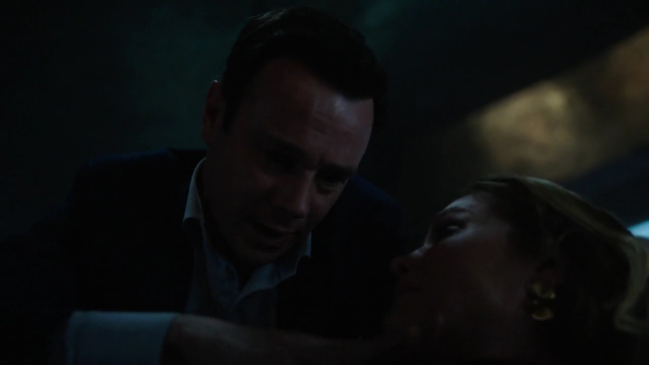 Charmed-Online-dot-nl_Charmed-1x21RedRain01354.jpg