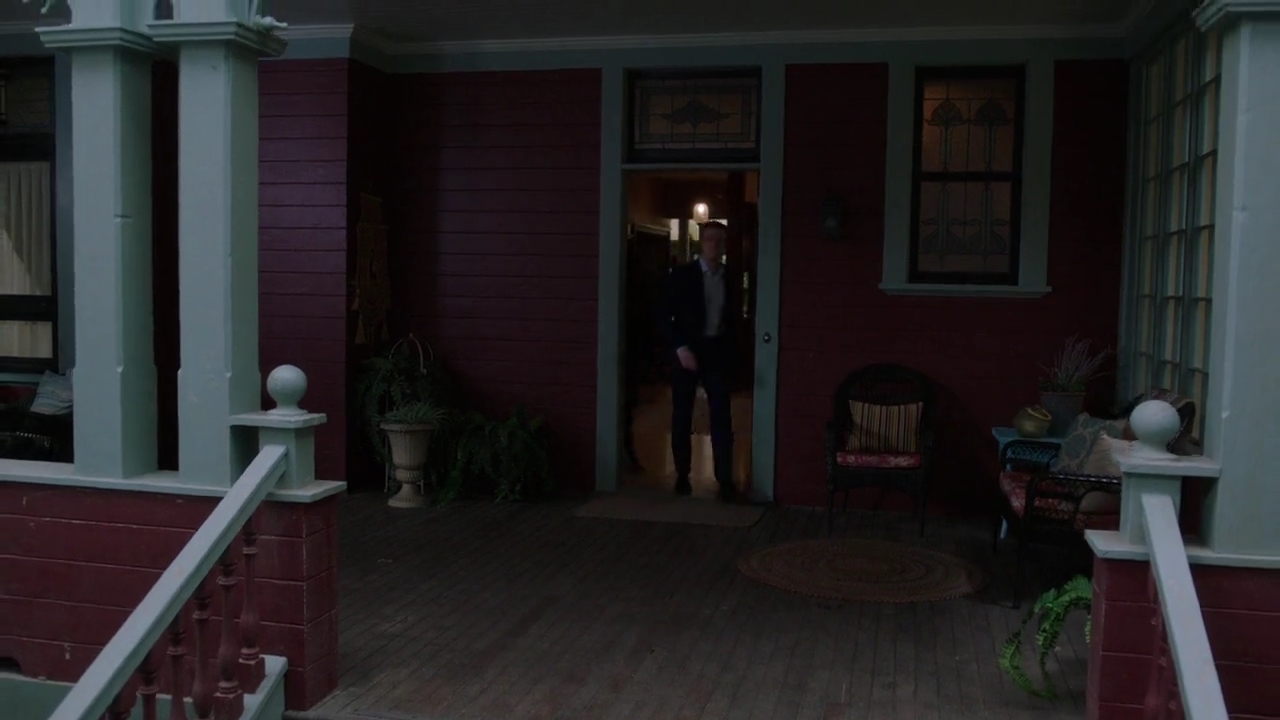 Charmed-Online-dot-nl_Charmed-1x21RedRain01432.jpg