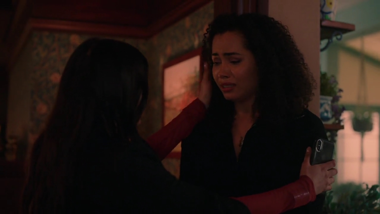 Charmed-Online-dot-nl_Charmed-1x21RedRain01694.jpg