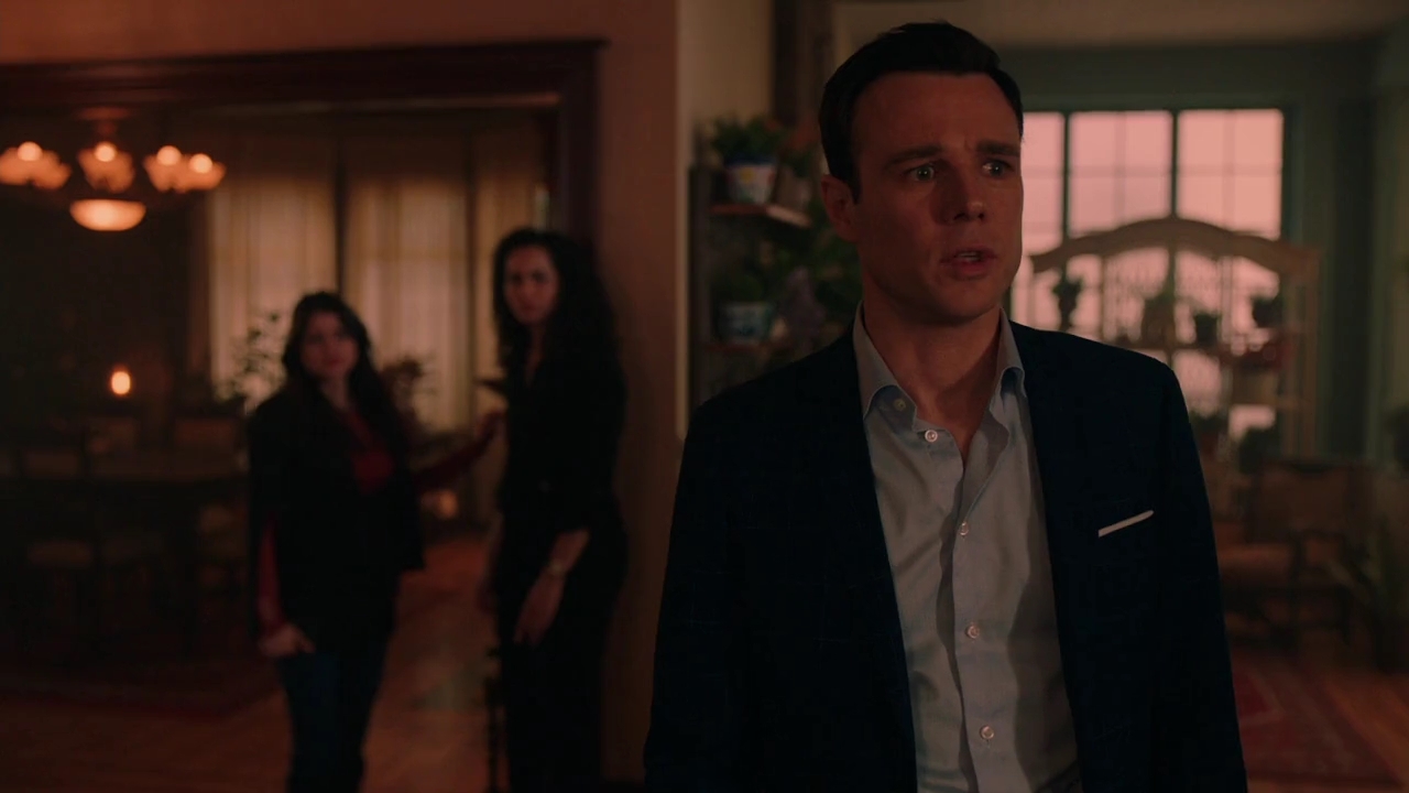 Charmed-Online-dot-nl_Charmed-1x21RedRain01698.jpg