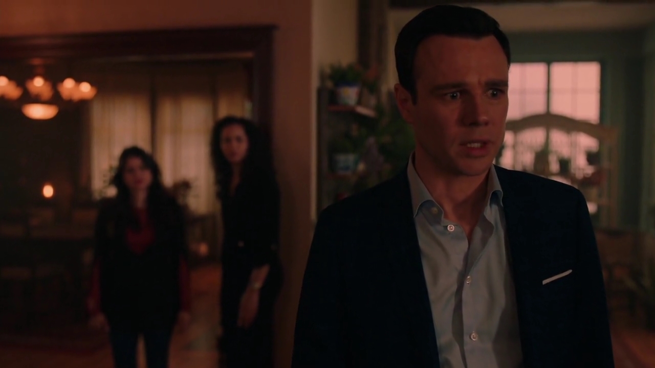 Charmed-Online-dot-nl_Charmed-1x21RedRain01703.jpg