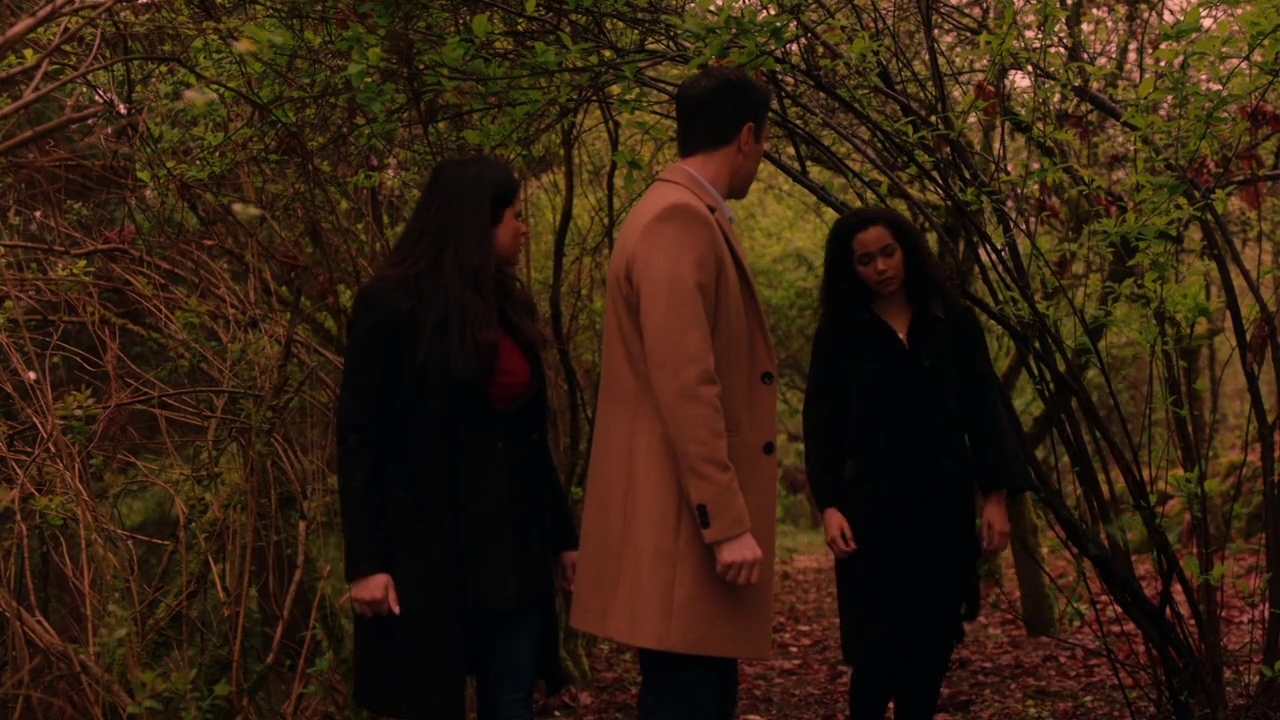 Charmed-Online-dot-nl_Charmed-1x21RedRain01793.jpg