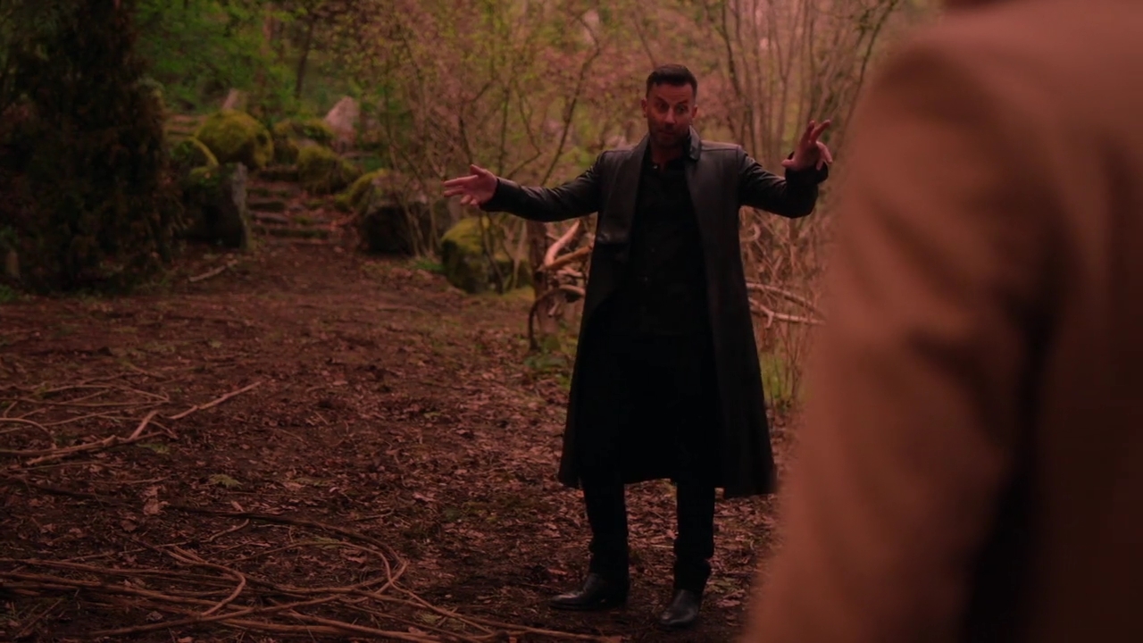 Charmed-Online-dot-nl_Charmed-1x21RedRain01826.jpg