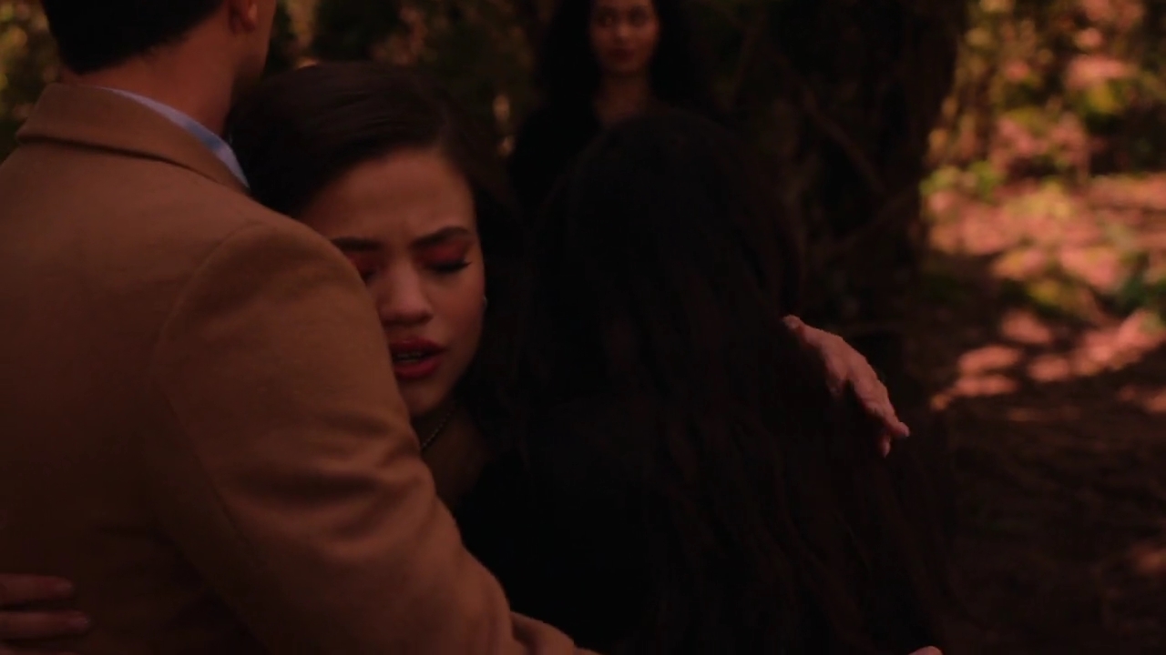 Charmed-Online-dot-nl_Charmed-1x21RedRain02025.jpg