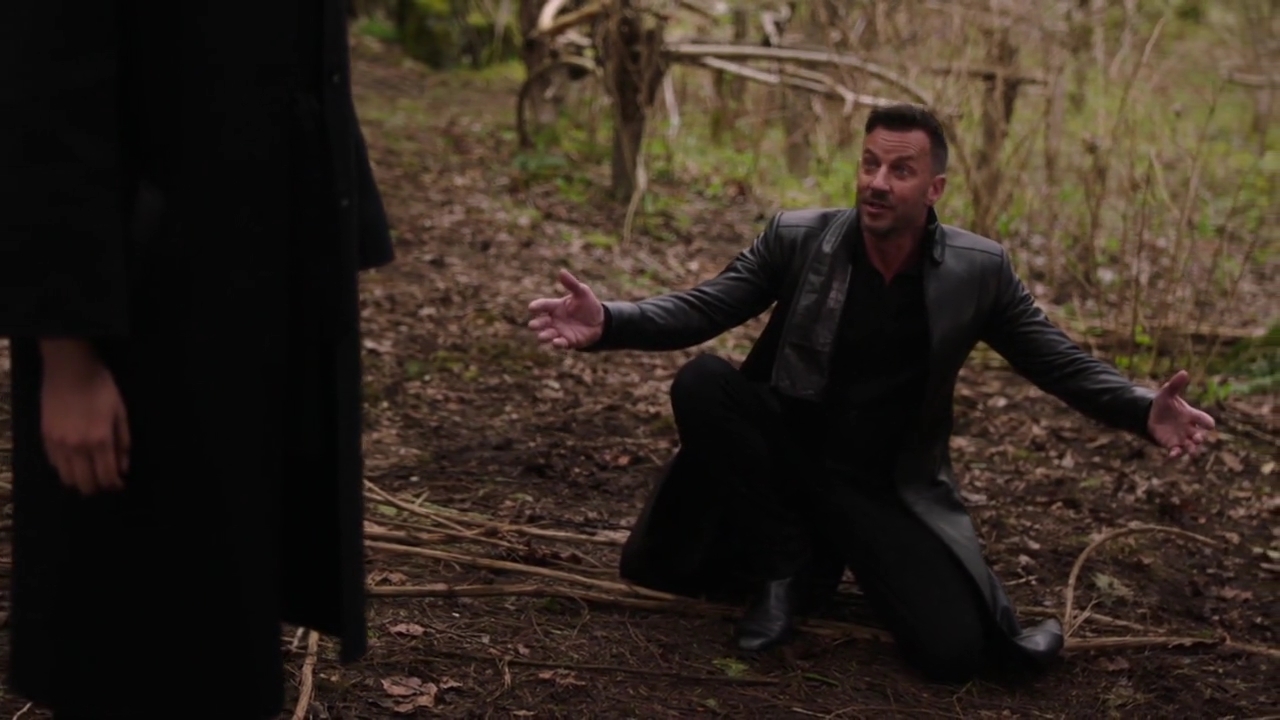 Charmed-Online-dot-nl_Charmed-1x21RedRain02049.jpg