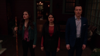 Charmed-Online-dot-nl_Charmed-1x21RedRain01458.jpg