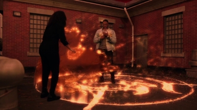 Charmed-Online-dot-nl_Charmed-1x21RedRain01543.jpg