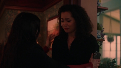 Charmed-Online-dot-nl_Charmed-1x21RedRain01695.jpg