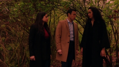 Charmed-Online-dot-nl_Charmed-1x21RedRain01797.jpg