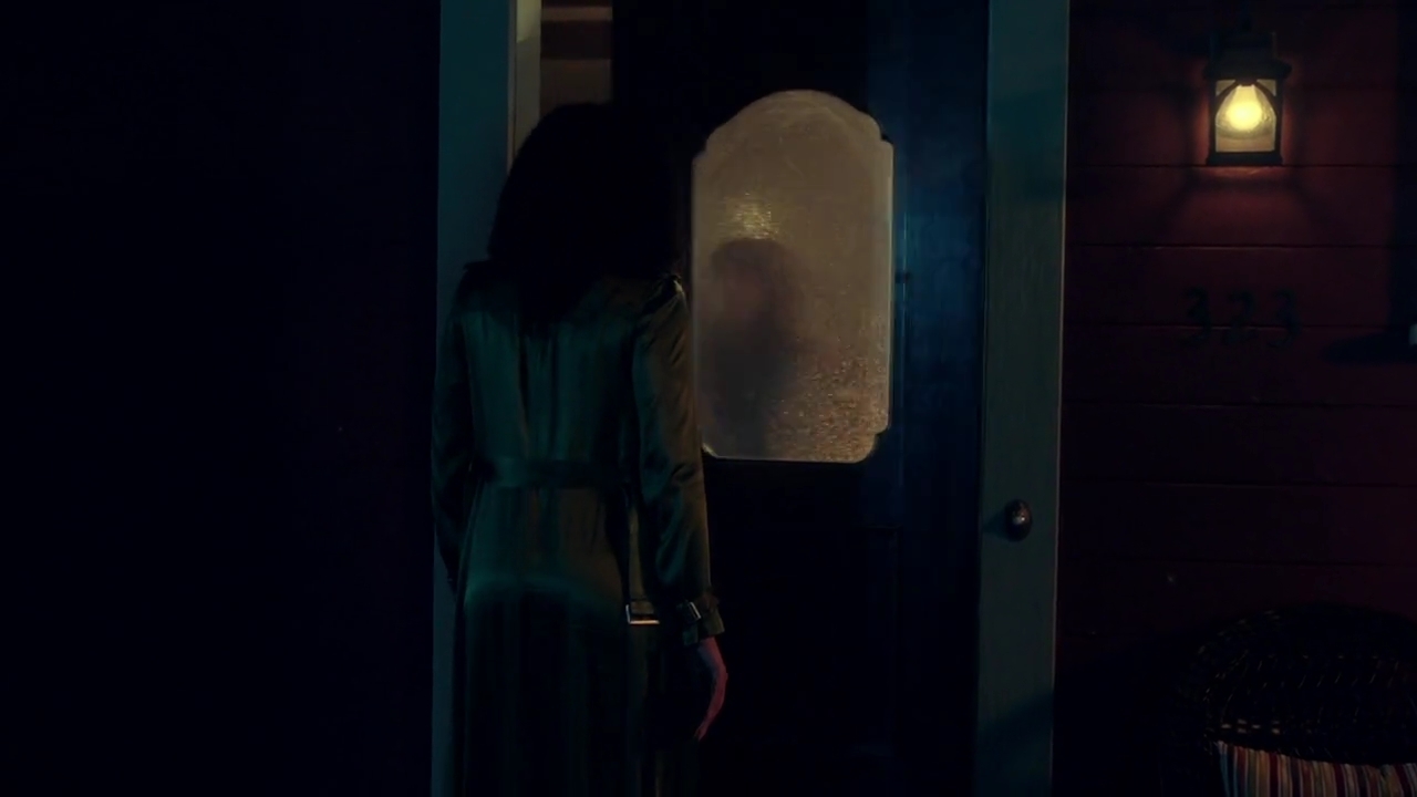 Charmed-Online-dot-nl_Charmed-1x22TheSourceAwakens00019.jpg