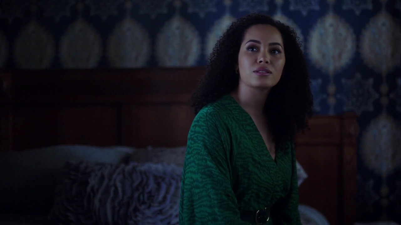 Charmed-Online-dot-nl_Charmed-1x22TheSourceAwakens00511.jpg Charmed-Online-dot-nl_Charmed-1x22TheSourceAwakens00511.jpg