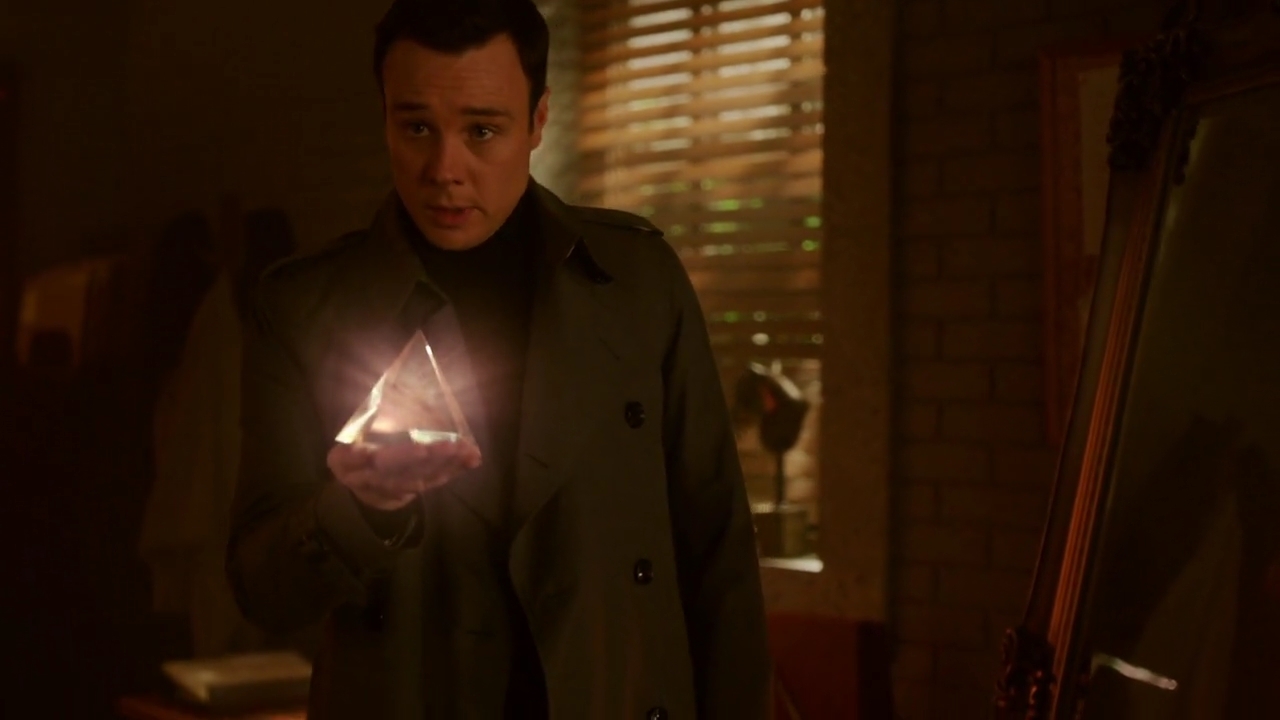 Charmed-Online-dot-nl_Charmed-1x22TheSourceAwakens01221.jpg