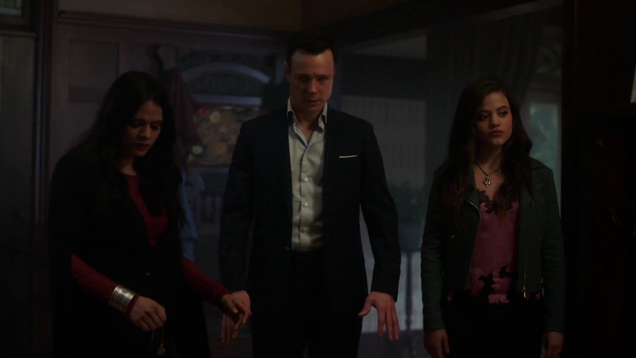 Charmed-Online-dot-nl_Charmed-1x22TheSourceAwakens01602.jpg