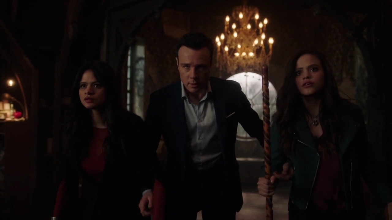 Charmed-Online-dot-nl_Charmed-1x22TheSourceAwakens01756.jpg