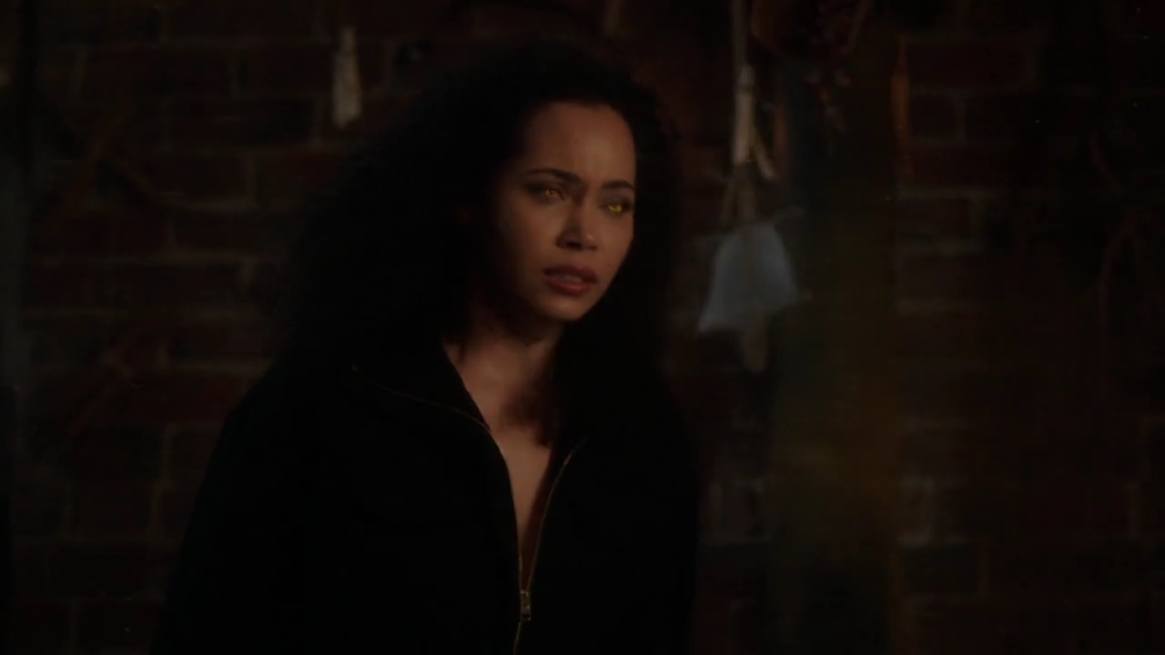 Charmed-Online-dot-nl_Charmed-1x22TheSourceAwakens01764.jpg