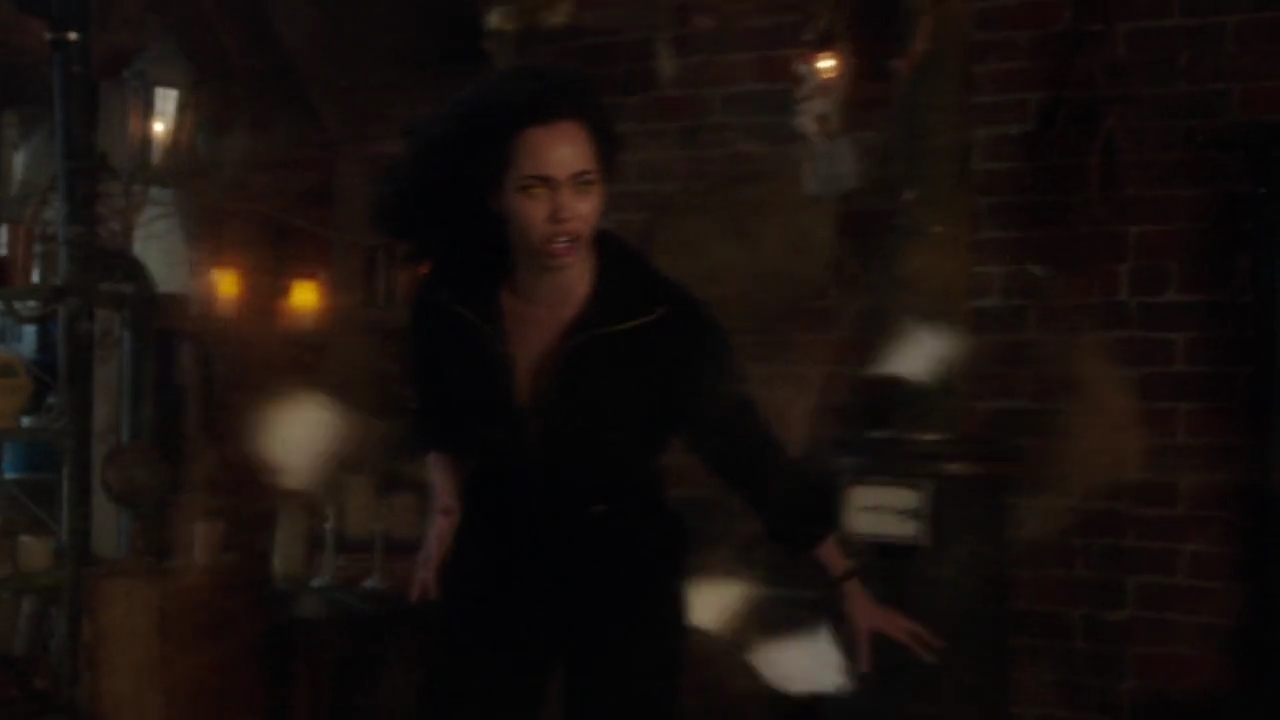Charmed-Online-dot-nl_Charmed-1x22TheSourceAwakens01787.jpg