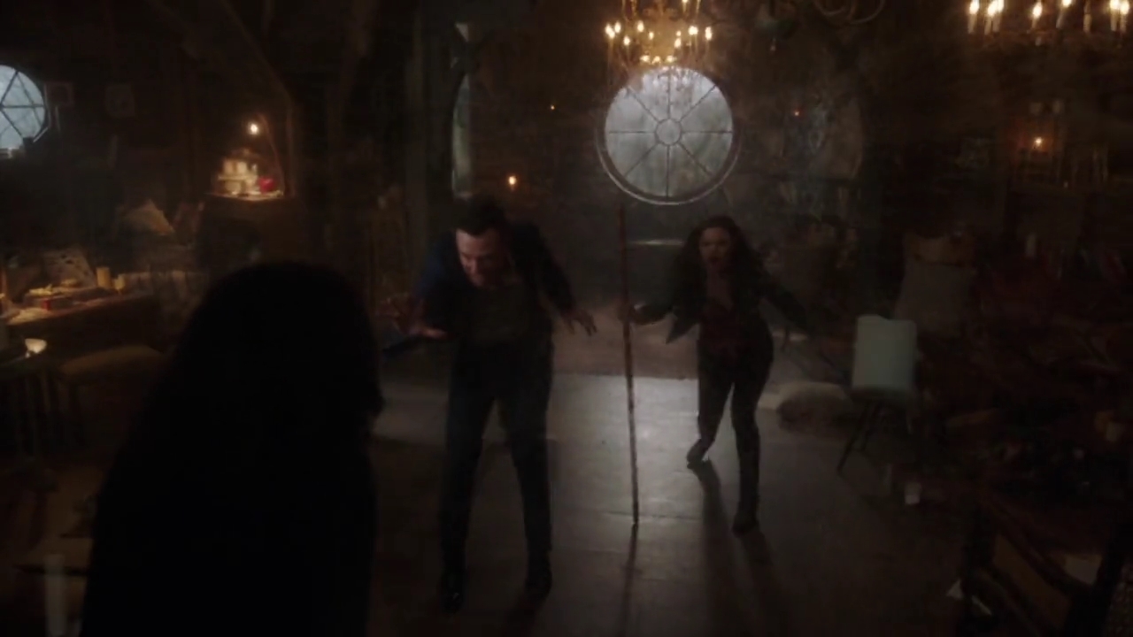 Charmed-Online-dot-nl_Charmed-1x22TheSourceAwakens01793.jpg