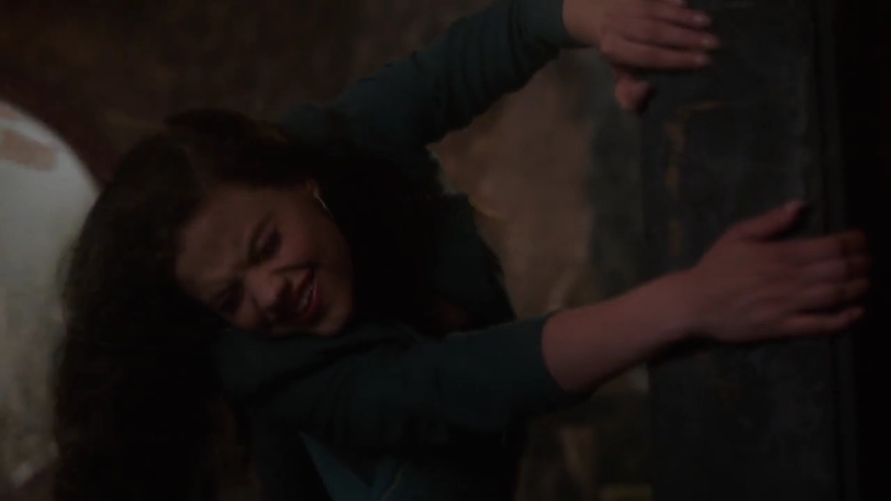 Charmed-Online-dot-nl_Charmed-1x22TheSourceAwakens01801.jpg