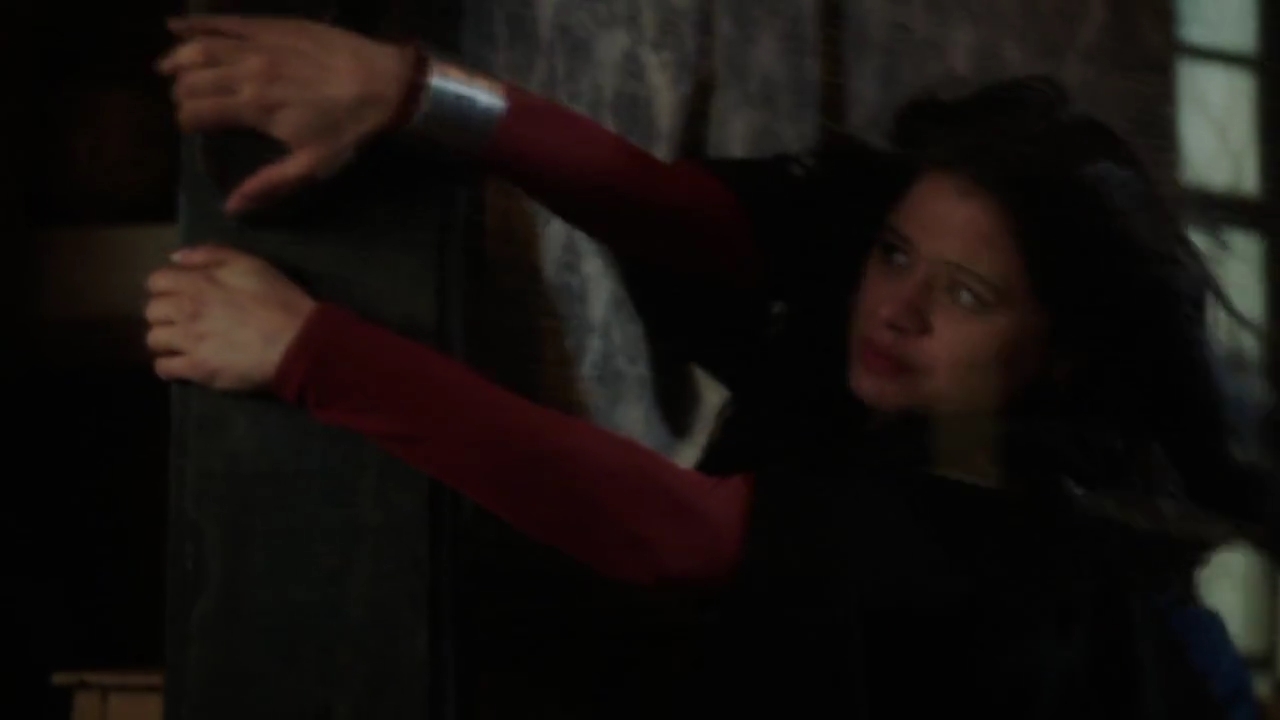 Charmed-Online-dot-nl_Charmed-1x22TheSourceAwakens01811.jpg