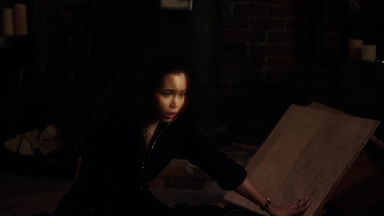 Charmed-Online-dot-nl_Charmed-1x22TheSourceAwakens01853.jpg