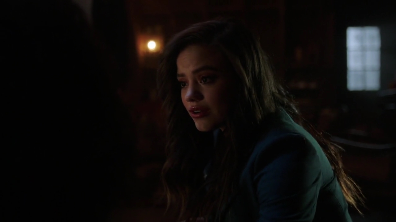 Charmed-Online-dot-nl_Charmed-1x22TheSourceAwakens01881.jpg