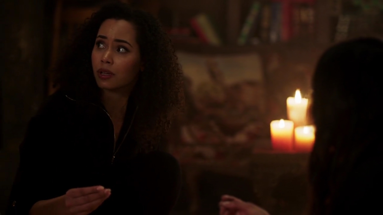 Charmed-Online-dot-nl_Charmed-1x22TheSourceAwakens02032.jpg