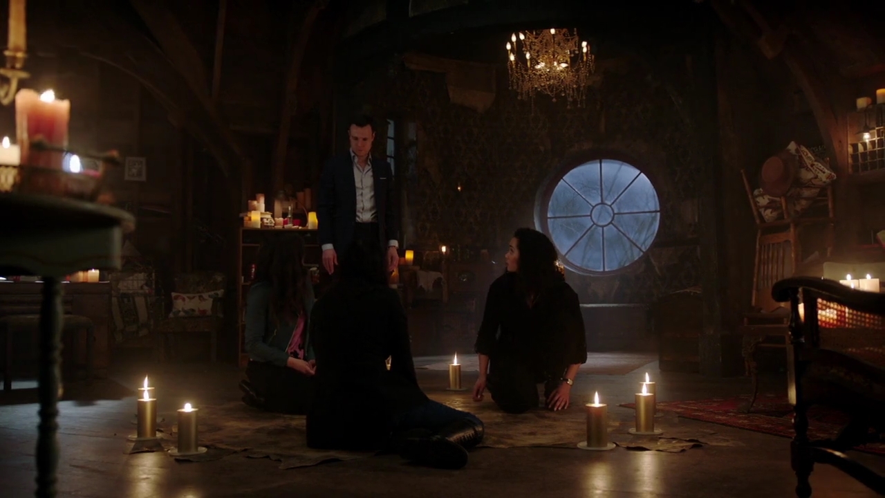 Charmed-Online-dot-nl_Charmed-1x22TheSourceAwakens02044.jpg