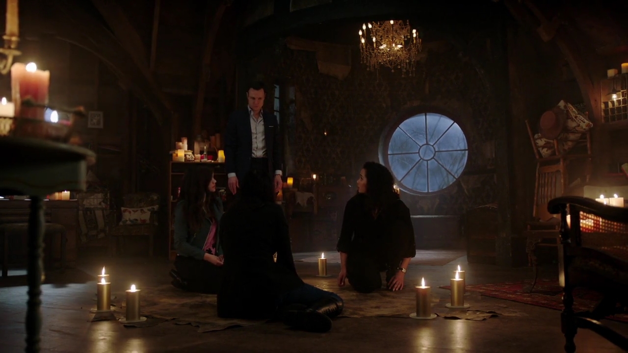 Charmed-Online-dot-nl_Charmed-1x22TheSourceAwakens02045.jpg