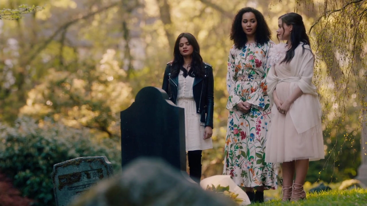 Charmed-Online-dot-nl_Charmed-1x22TheSourceAwakens02057.jpg