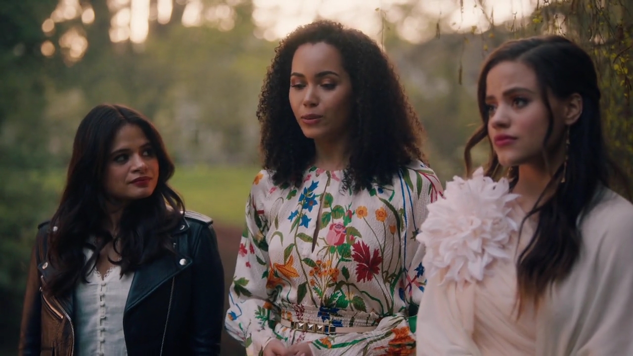 Charmed-Online-dot-nl_Charmed-1x22TheSourceAwakens02071.jpg Charmed-Online-dot-nl_Charmed-1x22TheSourceAwakens02071.jpg