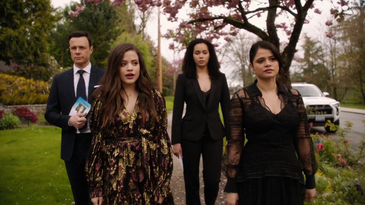 Charmed-Online-dot-nl_Charmed-1x22TheSourceAwakens02335.jpg