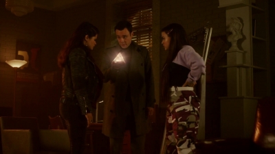 Charmed-Online-dot-nl_Charmed-1x22TheSourceAwakens01225.jpg