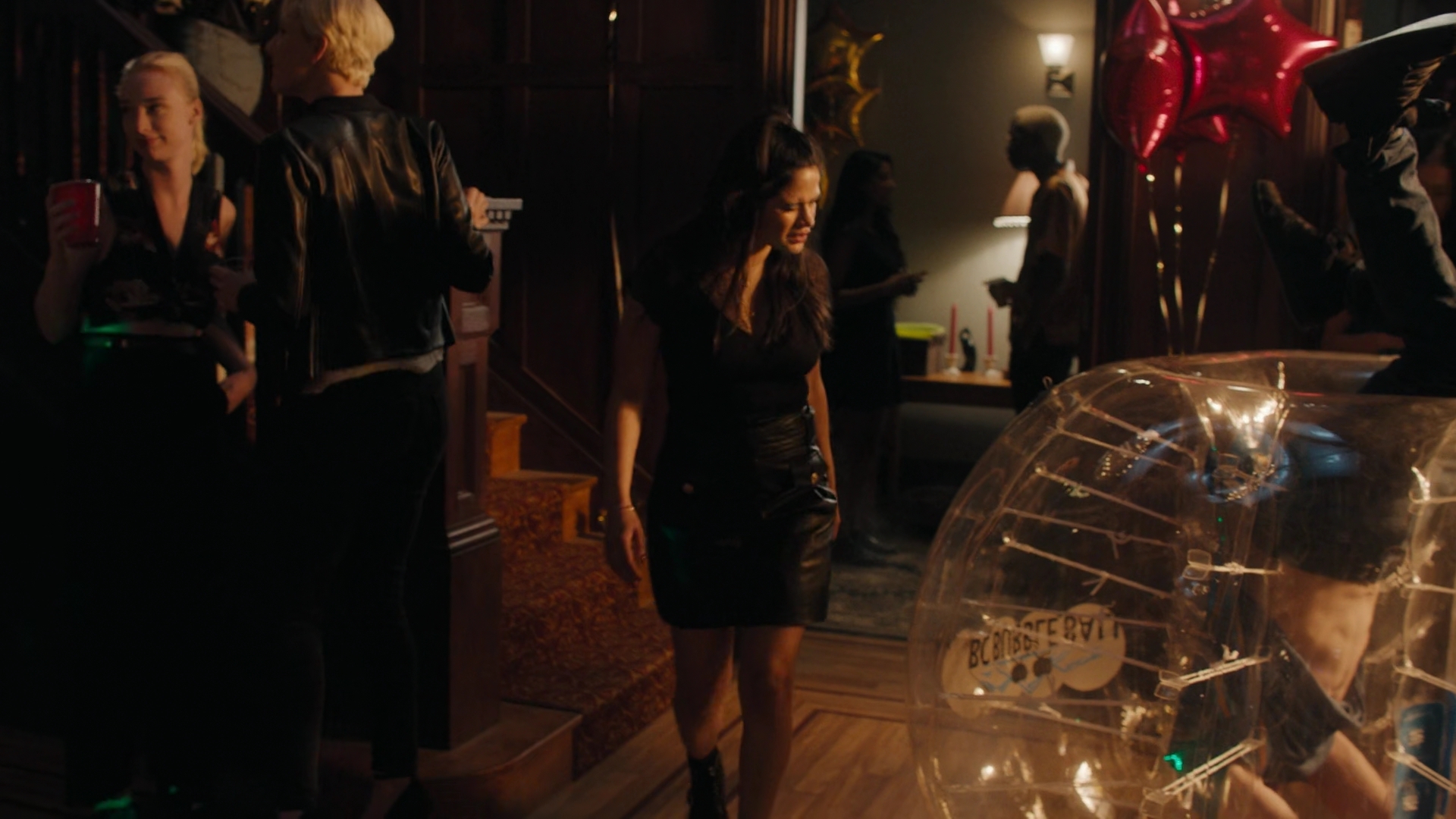 Charmed-Online-dot-nl_Charmed2x01-SafeSpace00420.jpg