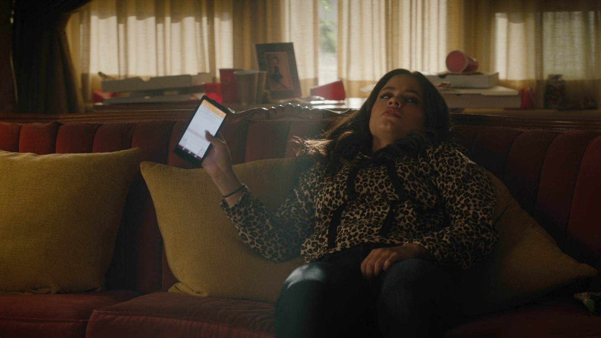 Charmed-Online-dot-nl_Charmed2x01-SafeSpace00522.jpg