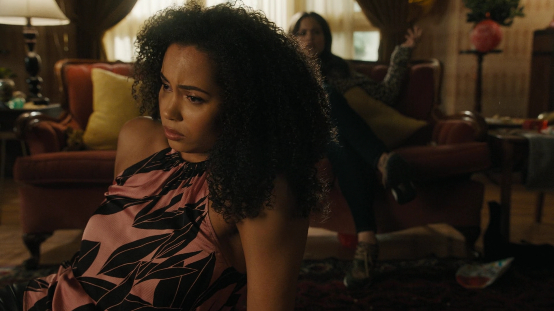Charmed-Online-dot-nl_Charmed2x01-SafeSpace00527.jpg
