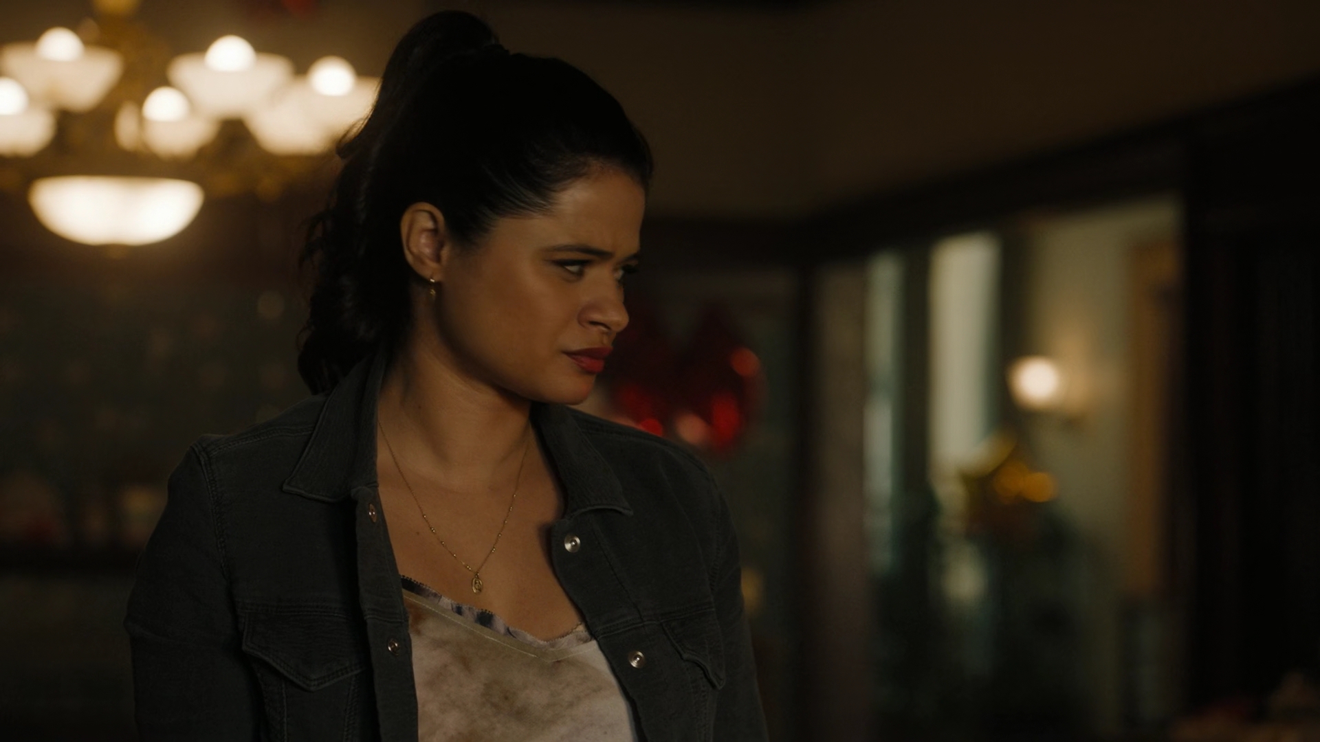 Charmed-Online-dot-nl_Charmed2x01-SafeSpace00537.jpg