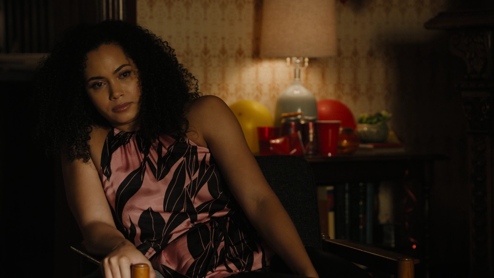 Charmed-Online-dot-nl_Charmed2x01-SafeSpace00539.jpg