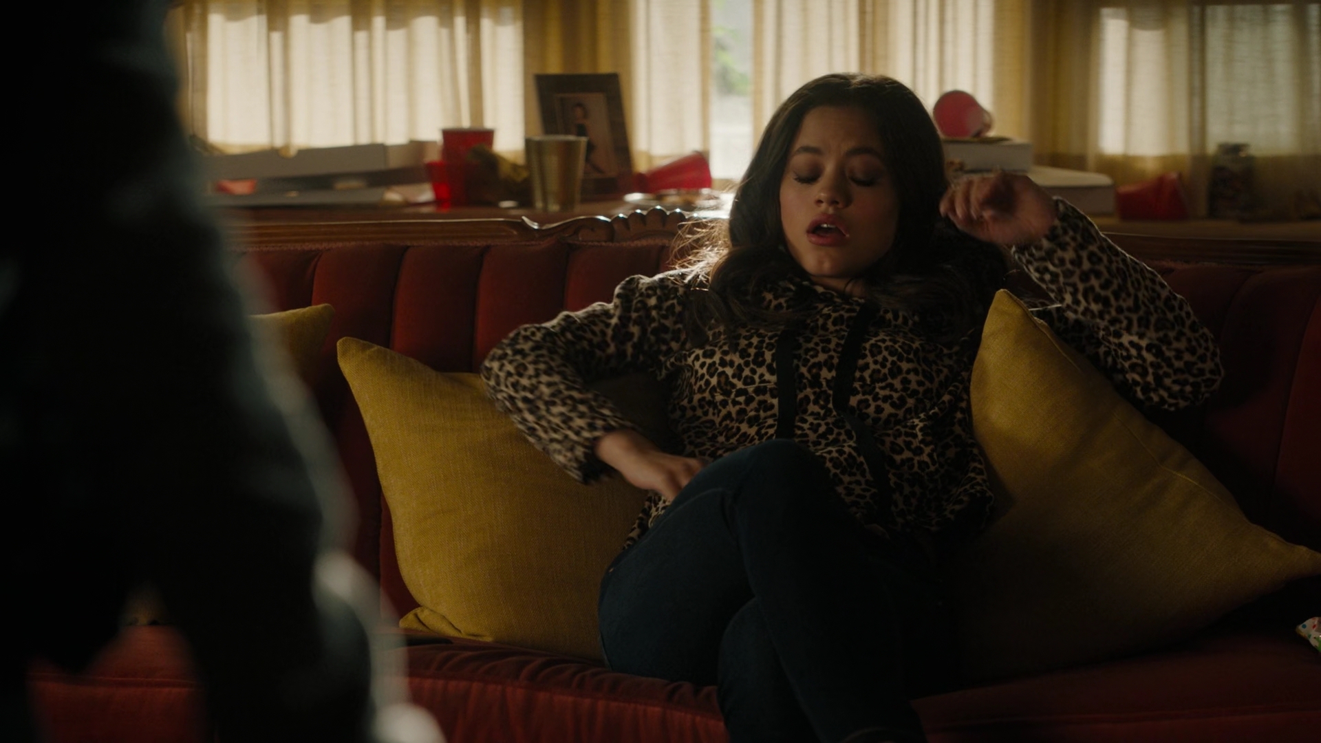 Charmed-Online-dot-nl_Charmed2x01-SafeSpace00540.jpg